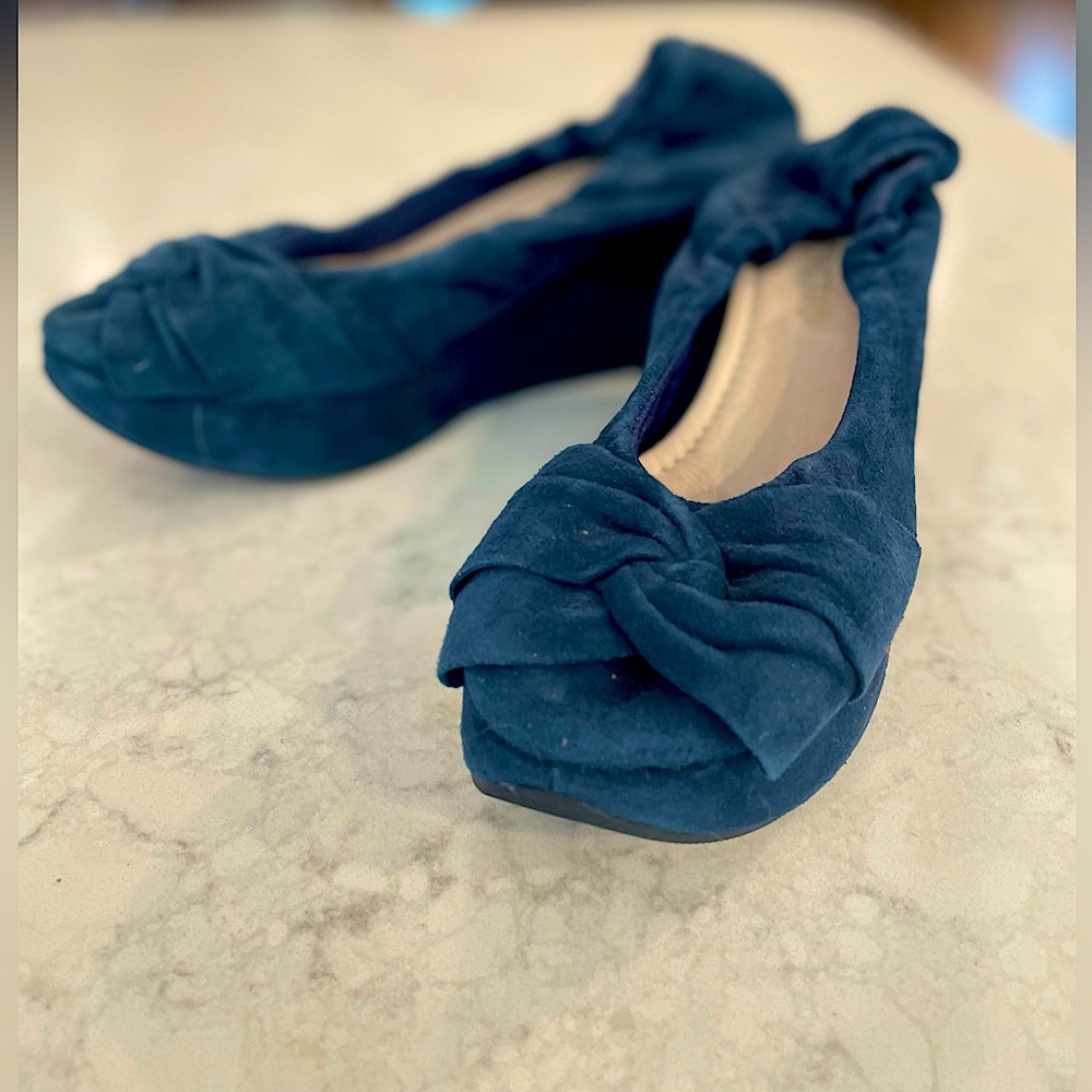 Restricted Navy Blue Flatform Platform Flats 7.5m - image 2